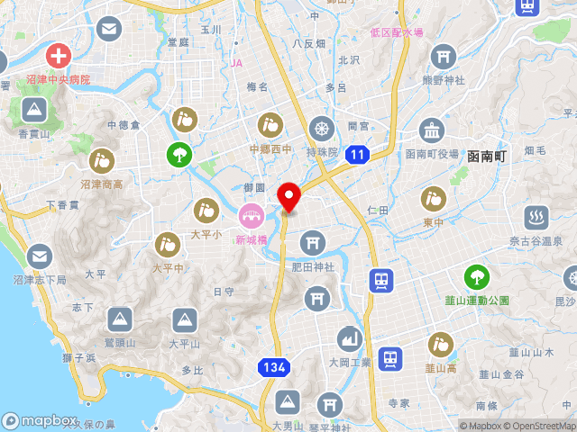 国道136号沿いの道の駅 伊豆ゲートウェイ函南 の地図